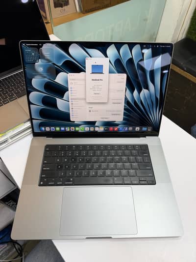 Machook Pro m1 16-INCH 16-1TB condition just like new