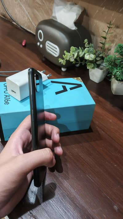 OPPO A16e