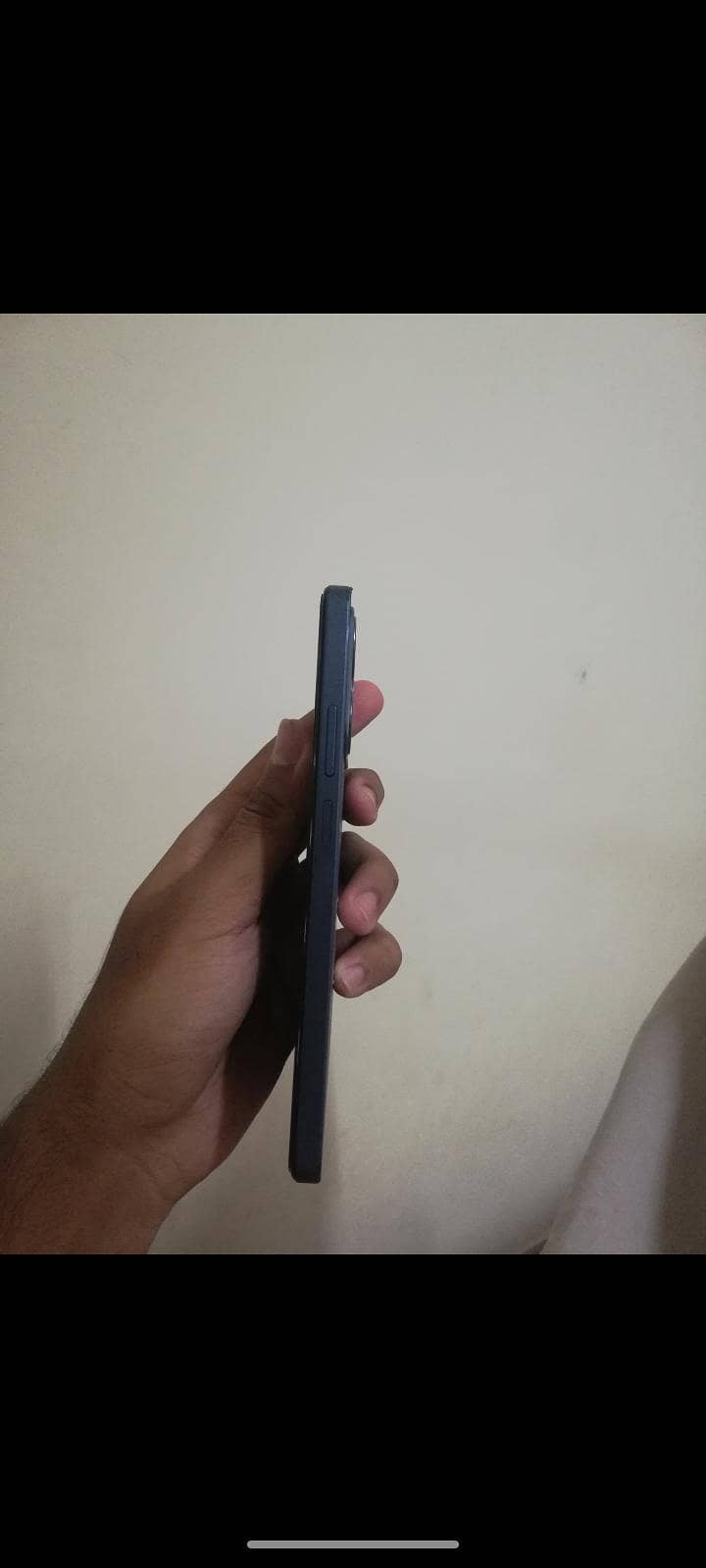 Realme C63 1