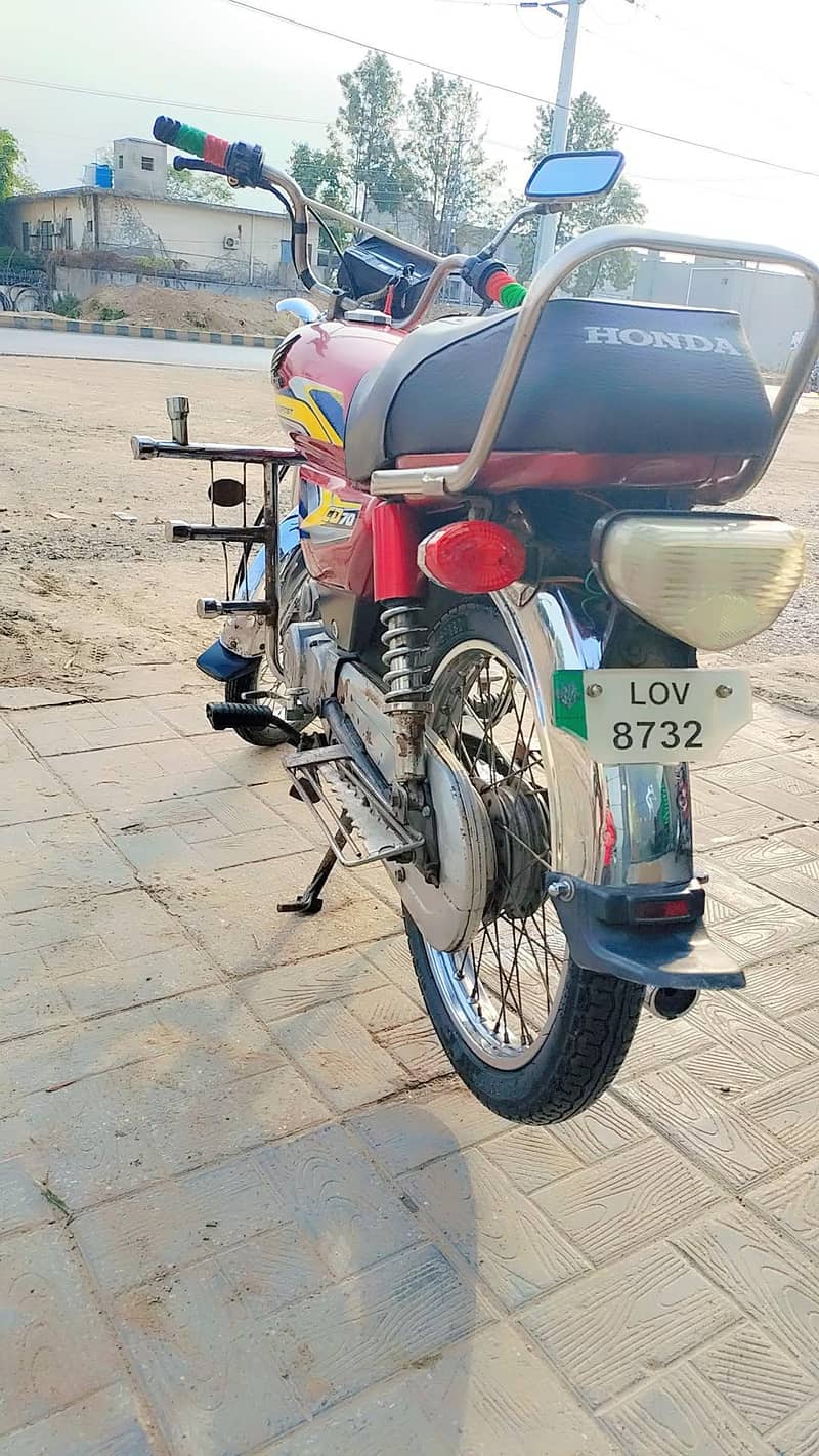 Honda cd 70 11