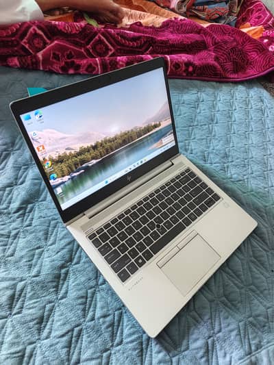 HP Elite Book 840.8-256. . . . . . ∅³04∅⁴799∅7