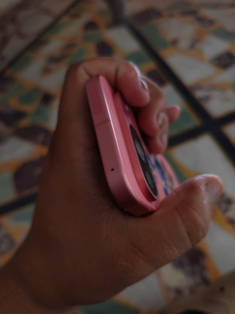 Google Pixel 9 3