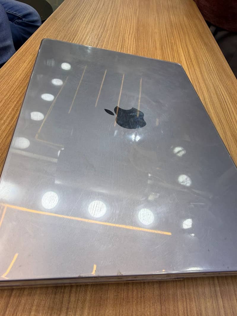 MacBook m3 pro 2