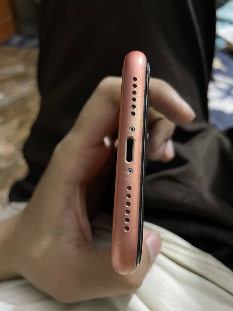 Apple iPhone XR 3