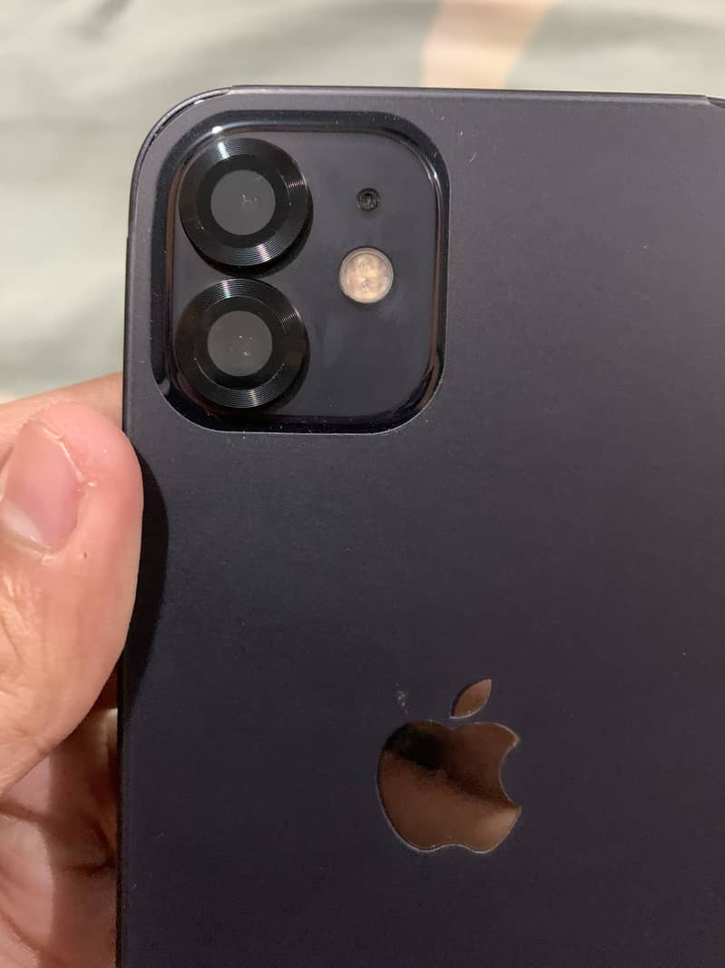 Apple iPhone 12 2