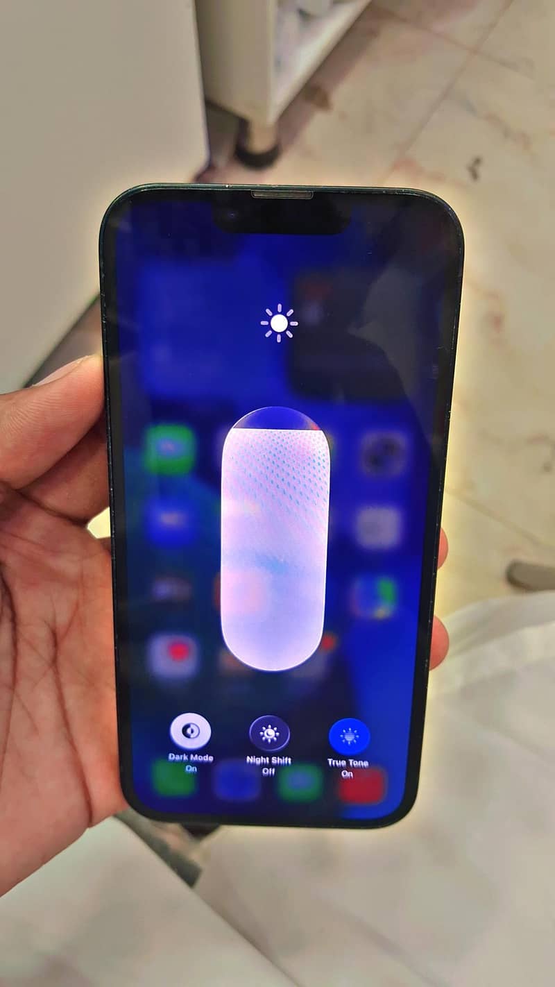 Apple iPhone 14 2