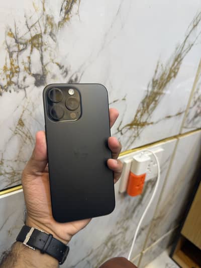 Apple iPhone 16 Pro Max