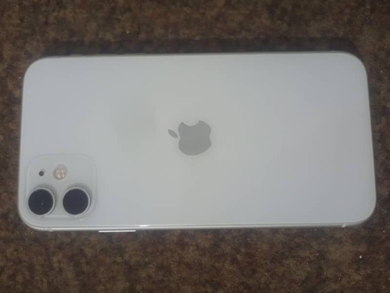 Apple iPhone 11 0