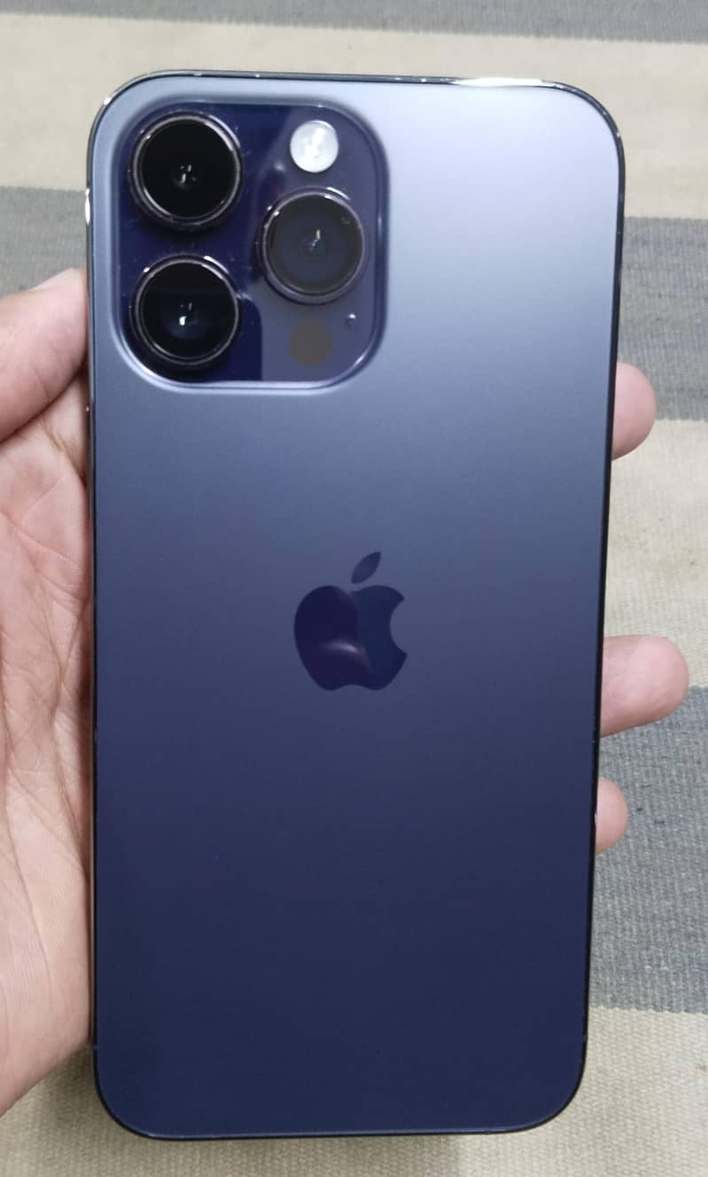 Apple iPhone 14 Pro Max 0