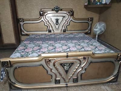 Bed And dressing for sale