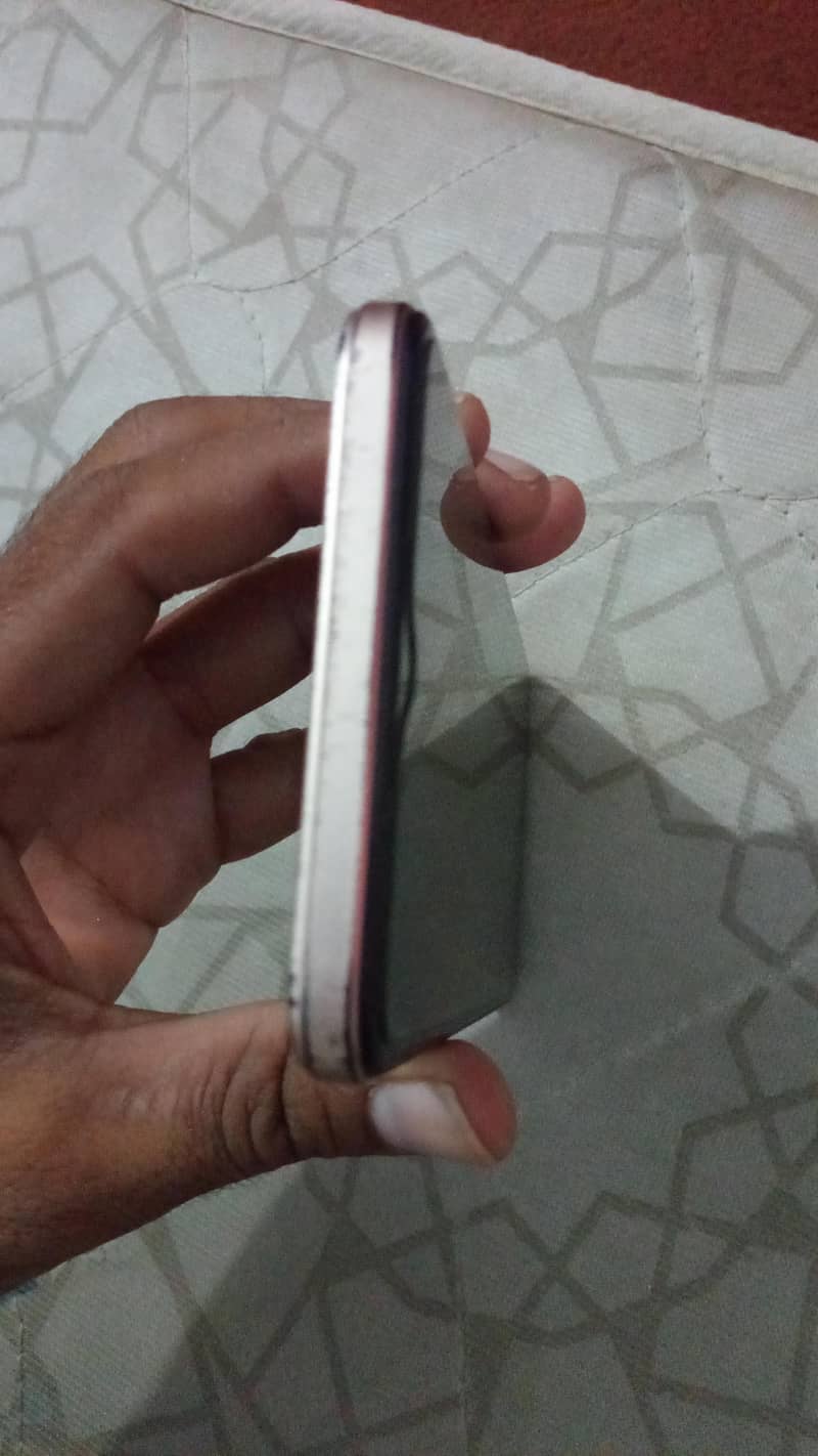 Infinix Note 11 4