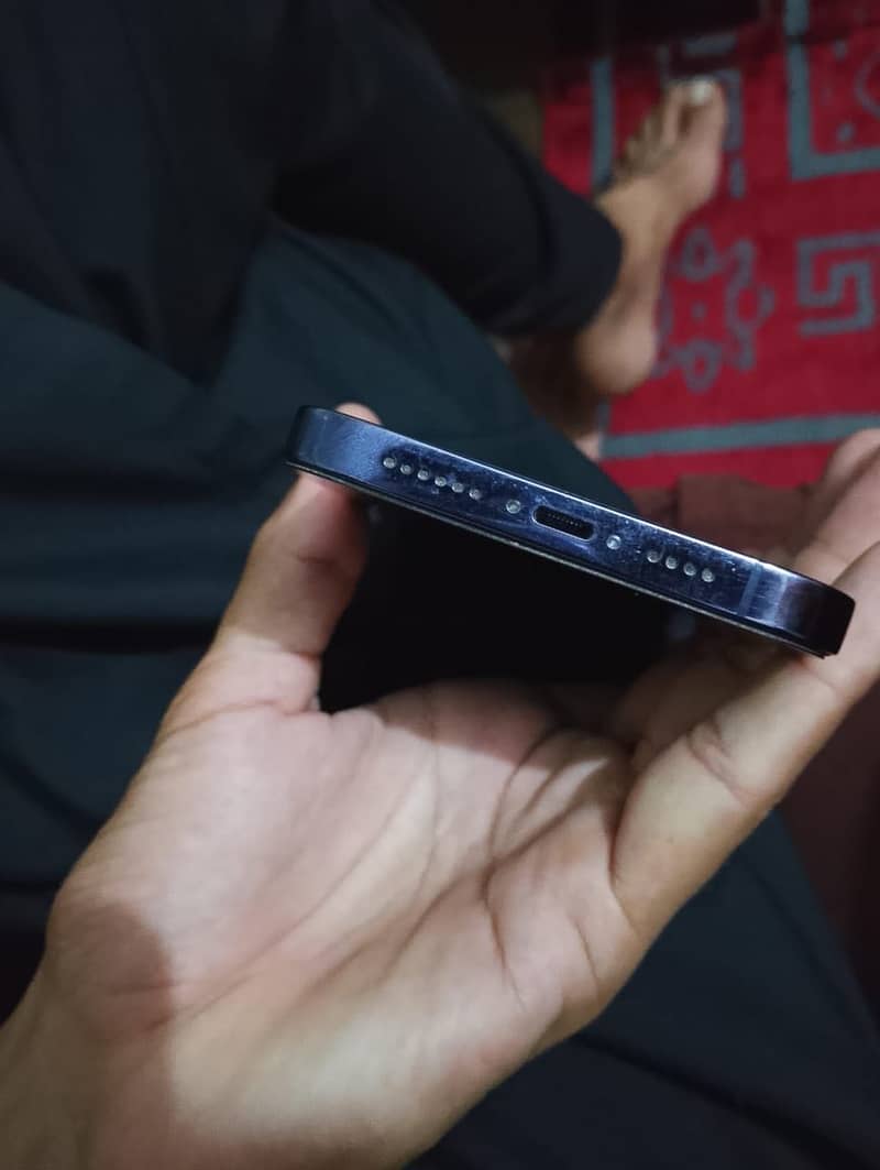 Apple iPhone 14 Pro Max 7