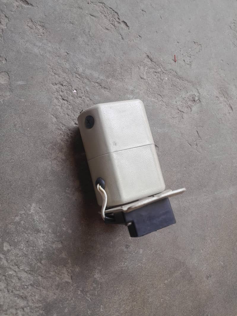 Sweing machine 4