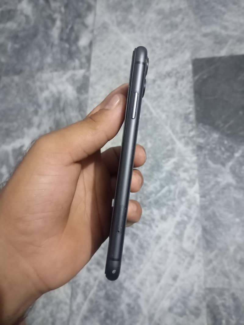 Apple iPhone 11 1