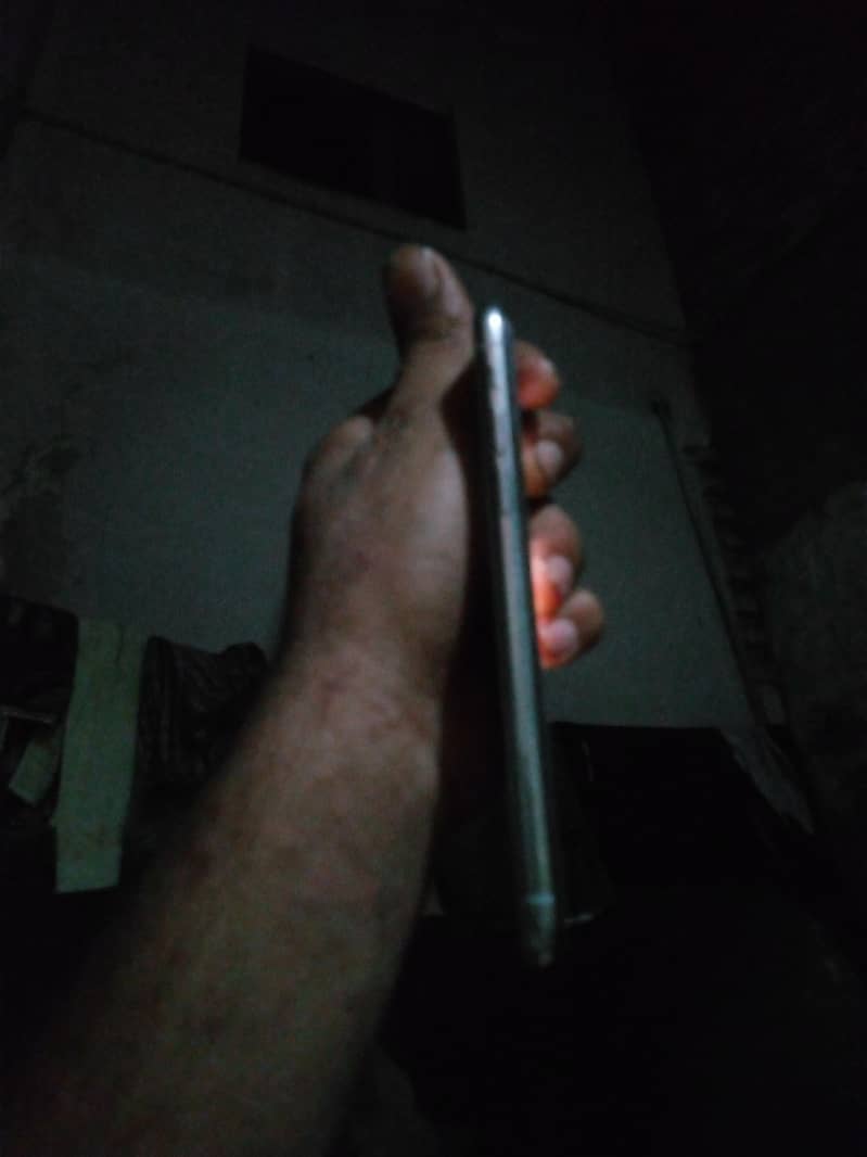 Apple iPhone X 3