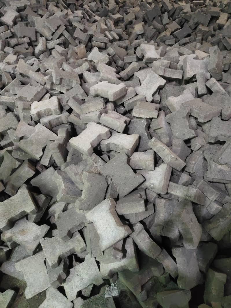 Tuff tiles 0