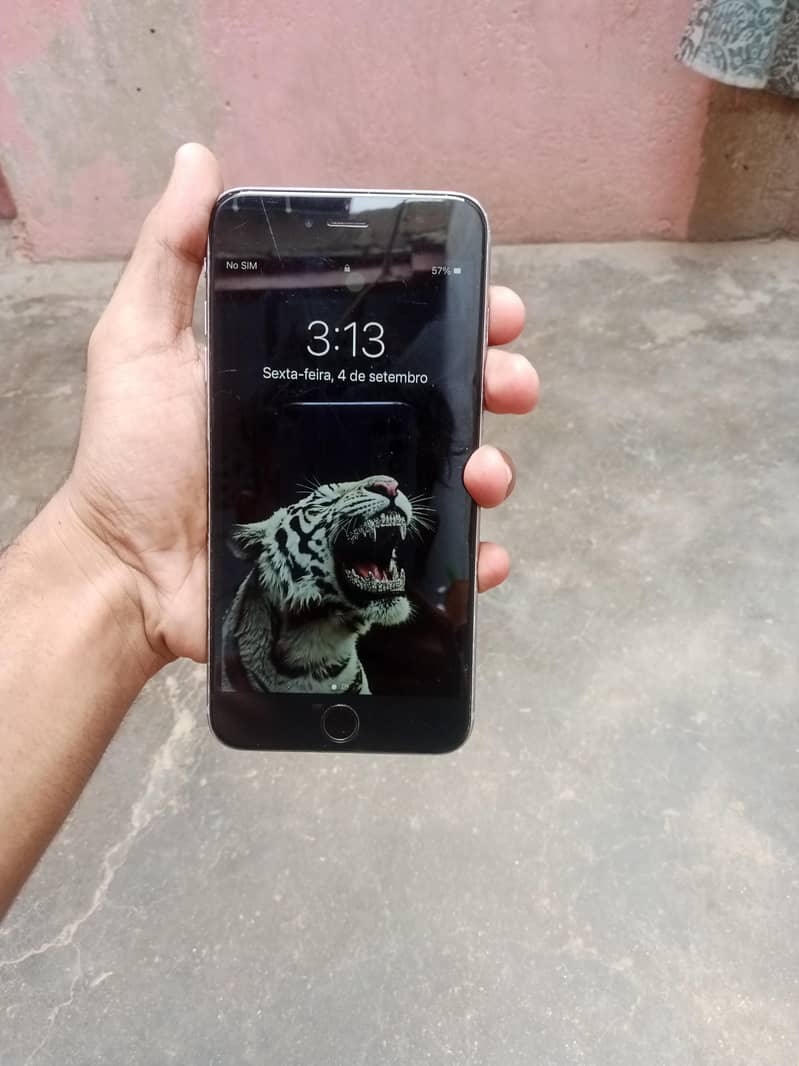 Apple iPhone 6S Plus 1