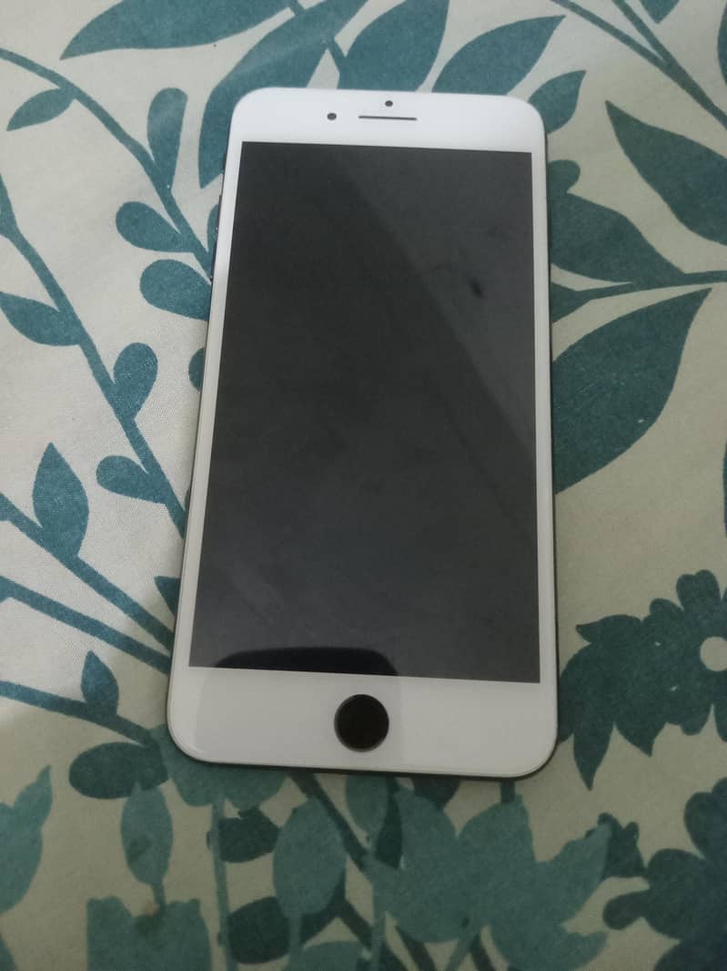 Apple iPhone 7 Plus 1