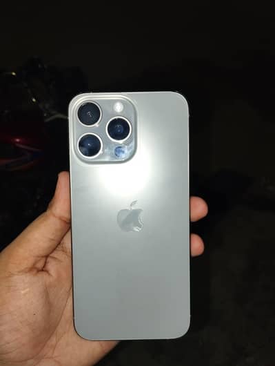 Apple iPhone 15 Pro Max