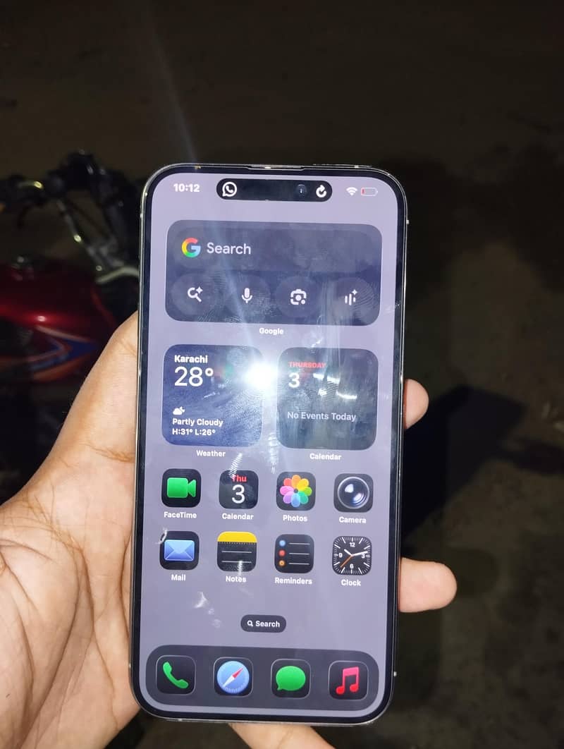 Apple iPhone 15 Pro Max 2