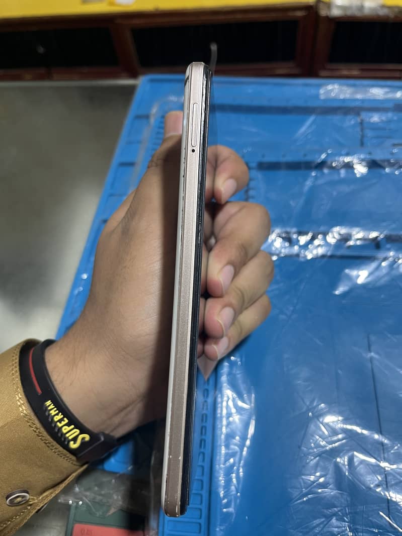 Tecno CAMON 18T 4