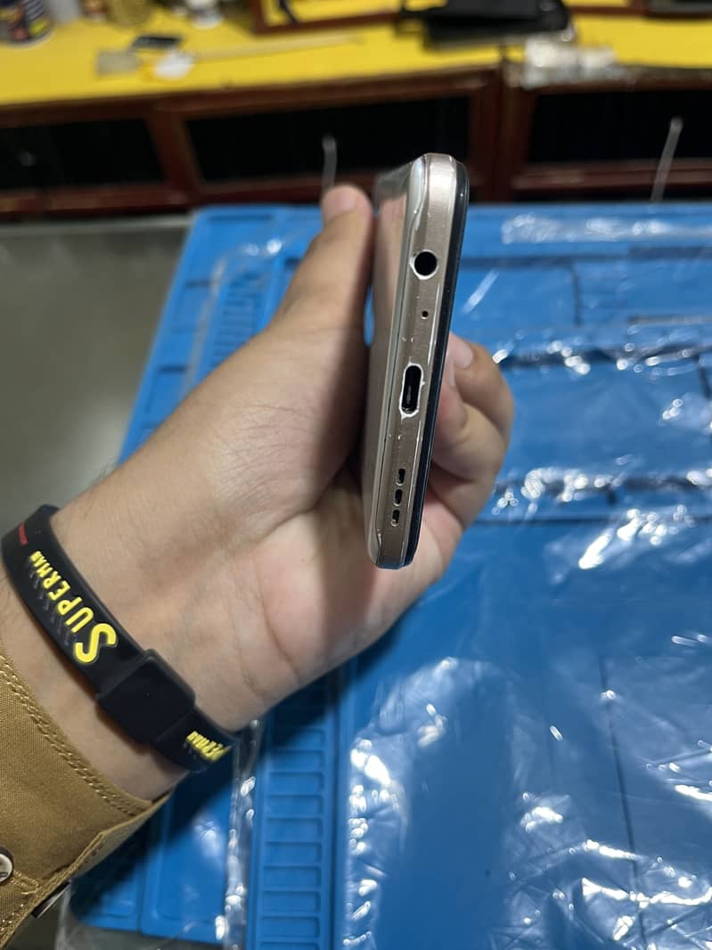 Tecno CAMON 18T 5