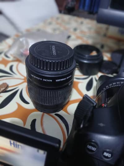 EOS 700D