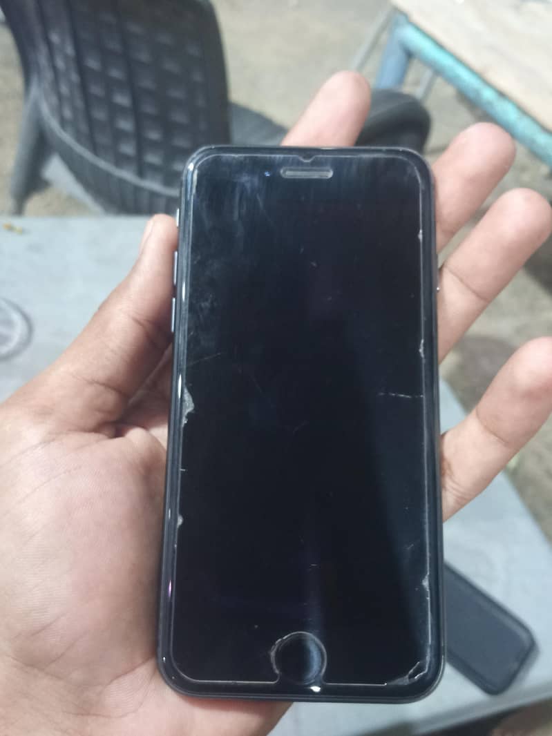 Apple iPhone 8 0