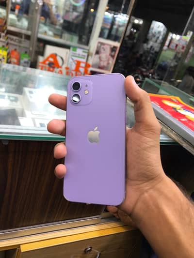 Apple iPhone 12