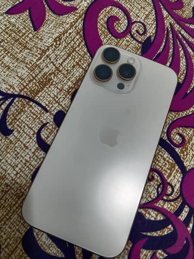 Apple iPhone 16 Pro Max