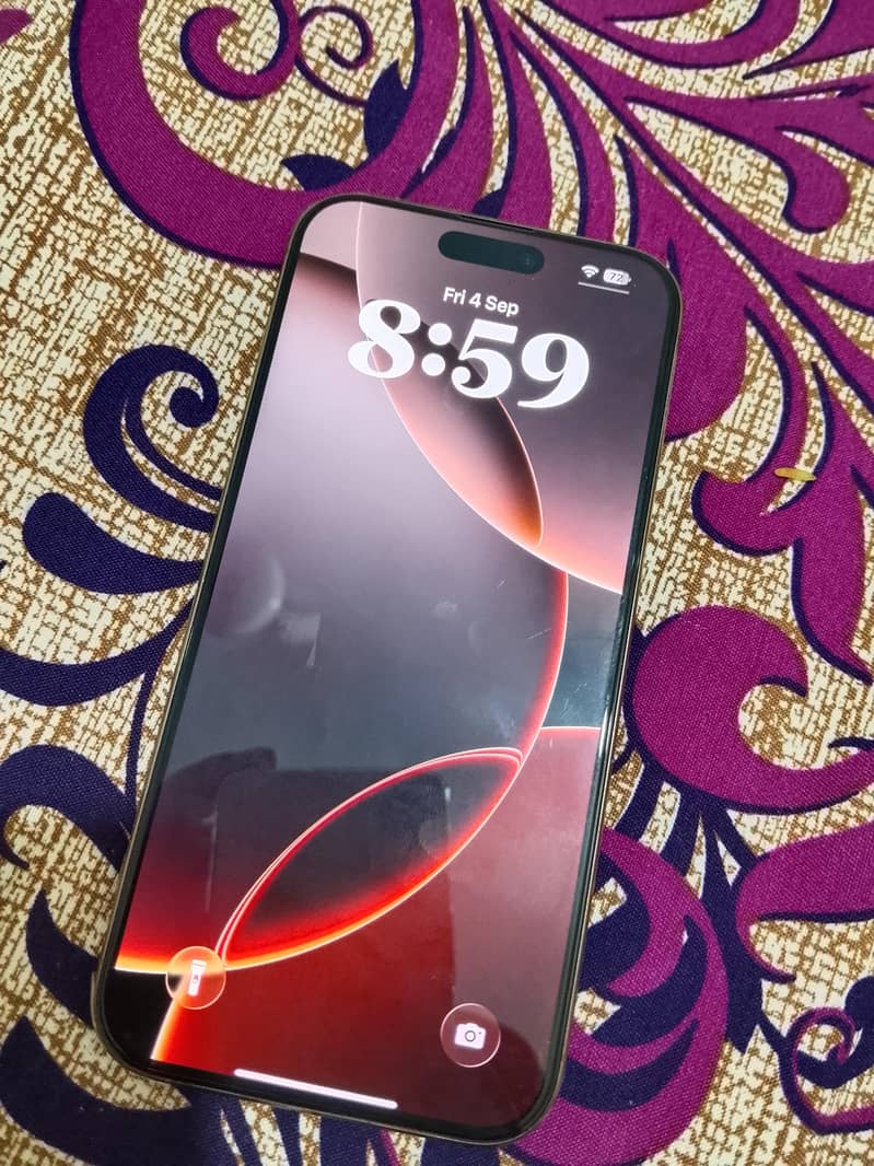 Apple iPhone 16 Pro Max 1