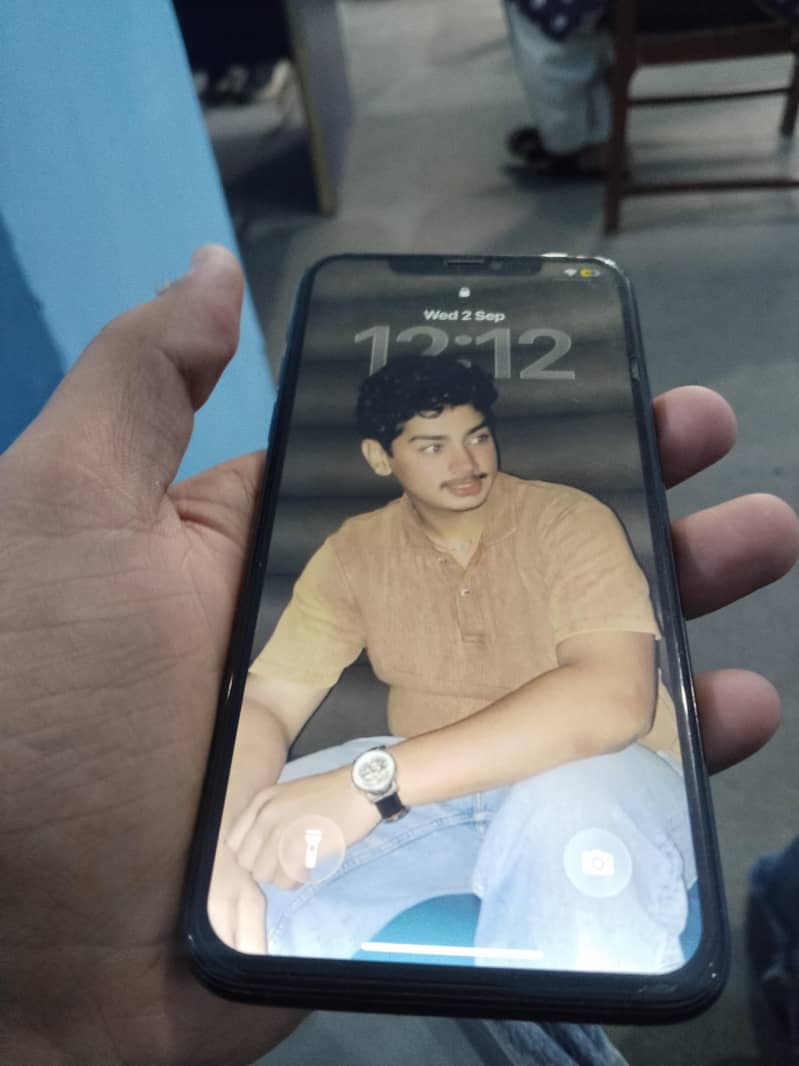iphone 11 pro max 1