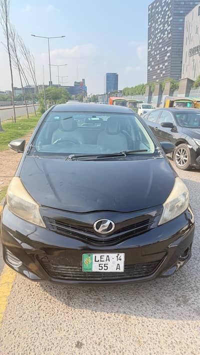 Toyota Vitz 2014