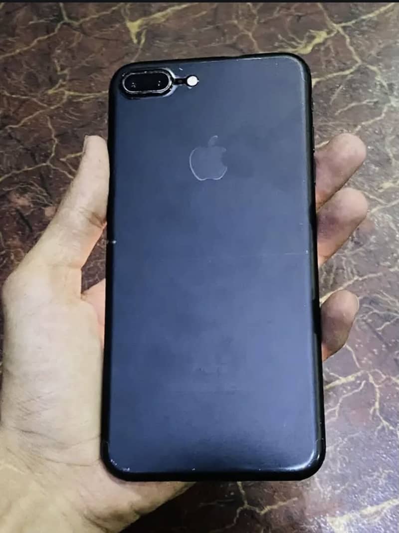 Apple iPhone 7 Plus 0