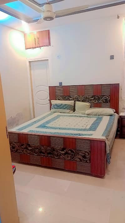 Full size bed set