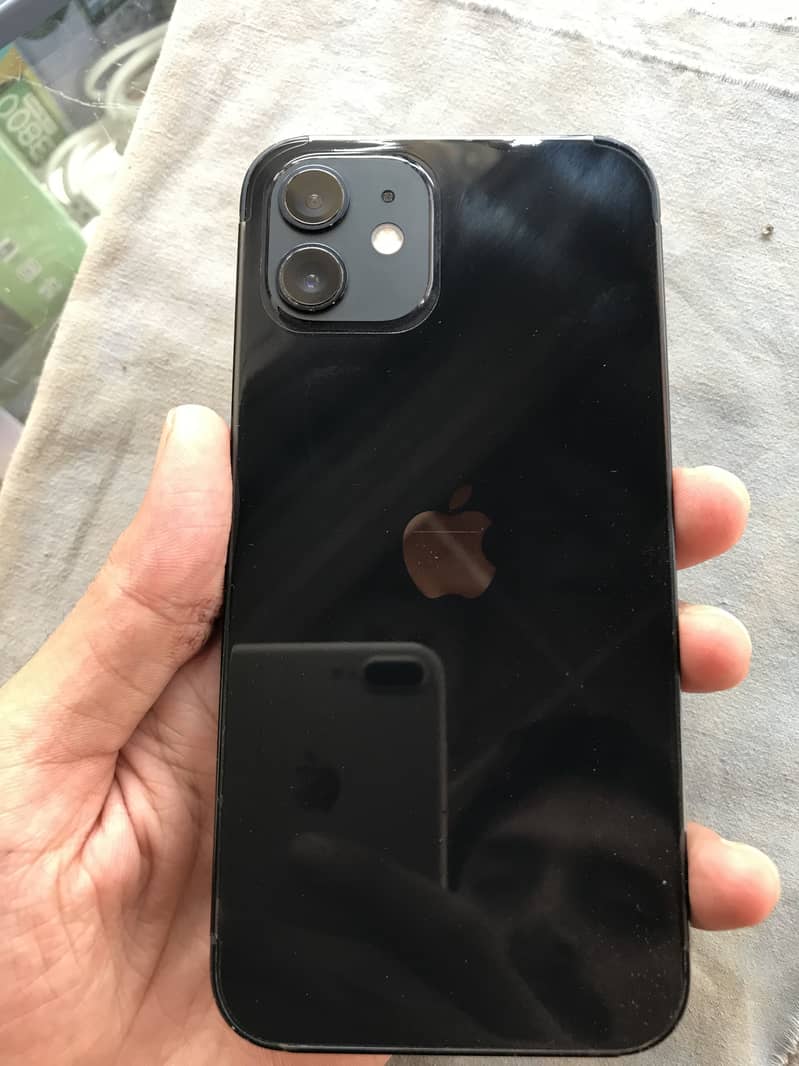 Apple iPhone 12 3