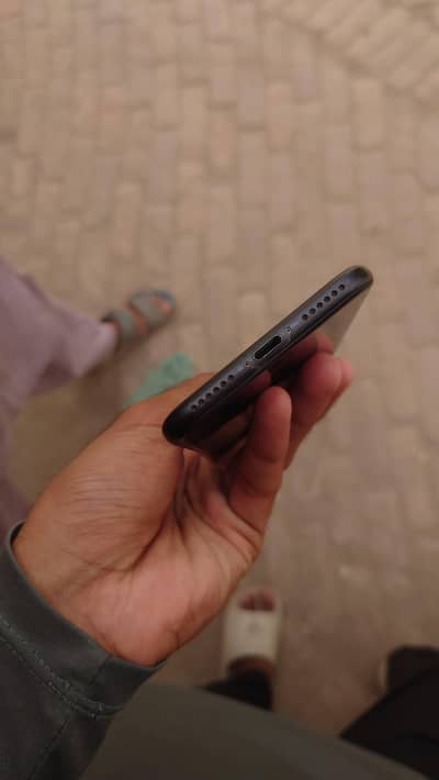 Apple iPhone 7