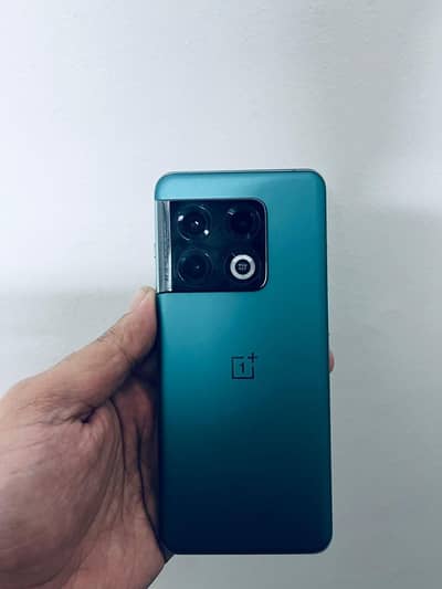One Plus 10 Pro