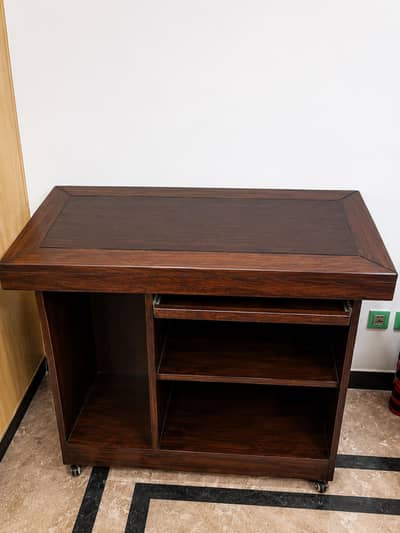 Computer Table