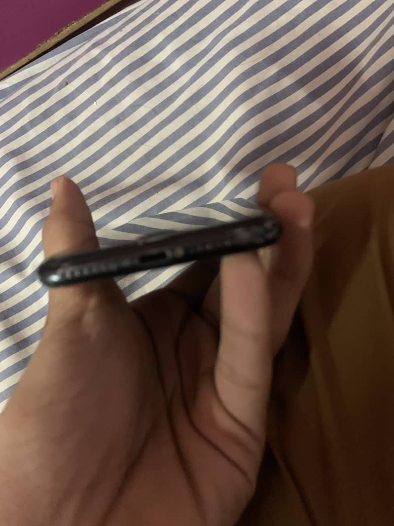 Apple iPhone SE 3