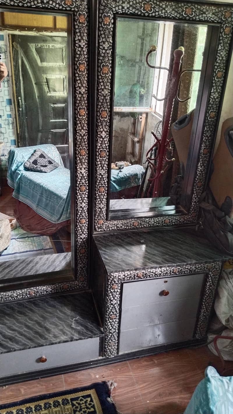 Dressing table 2