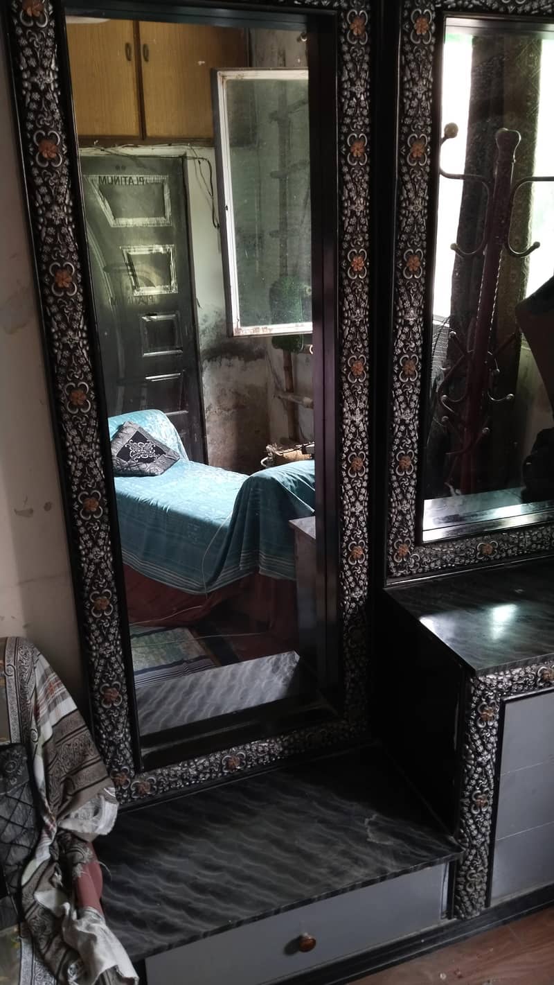 Dressing table 5