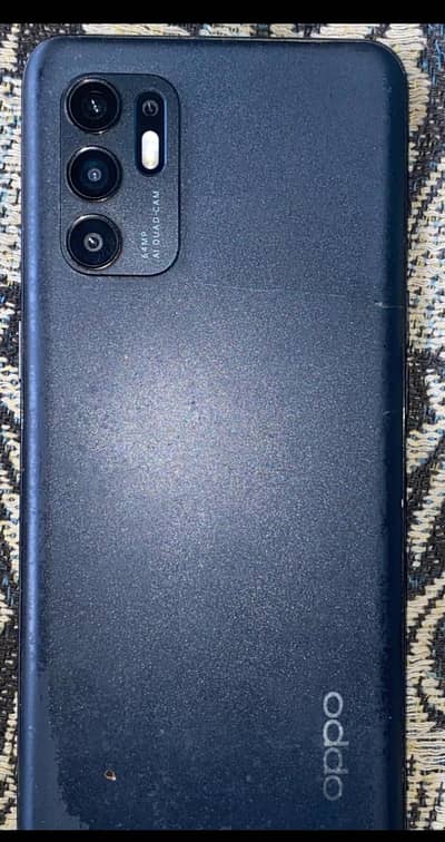 OPPO Reno6