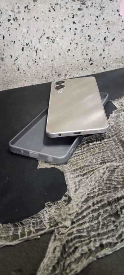 Vivo Y04