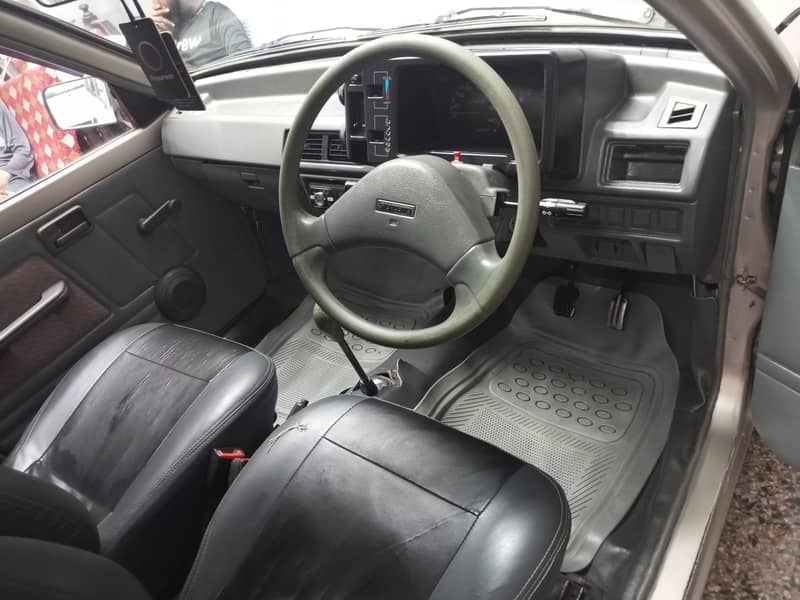Mehran vxr 2016 model 9