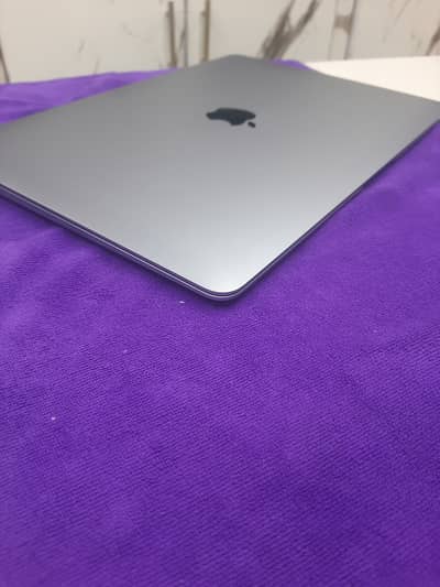Macbook M1 Air