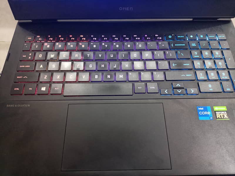 HP Omen 16 8