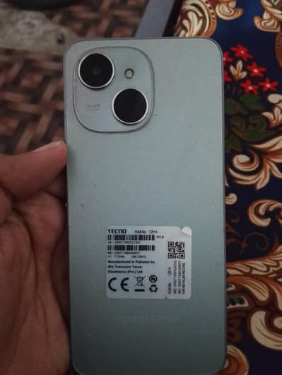 Tecno spark 40c 4+4 128 gb ladies hand used box changer