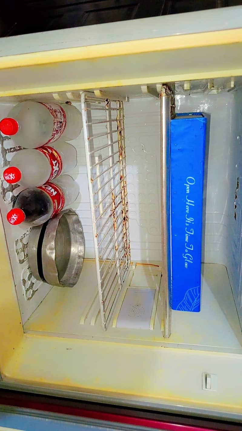 orient Fridge Medium Size 4