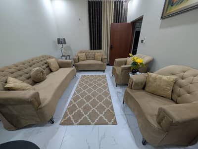 7 SEATERS SOFA